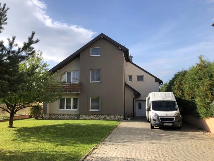 Relax Villa Tatry - Wifi/Tv, Bbq, Billiard Nová Lesná Eksteriør bilde
